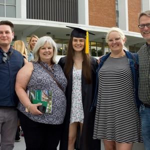 Meet your Posher, Terri